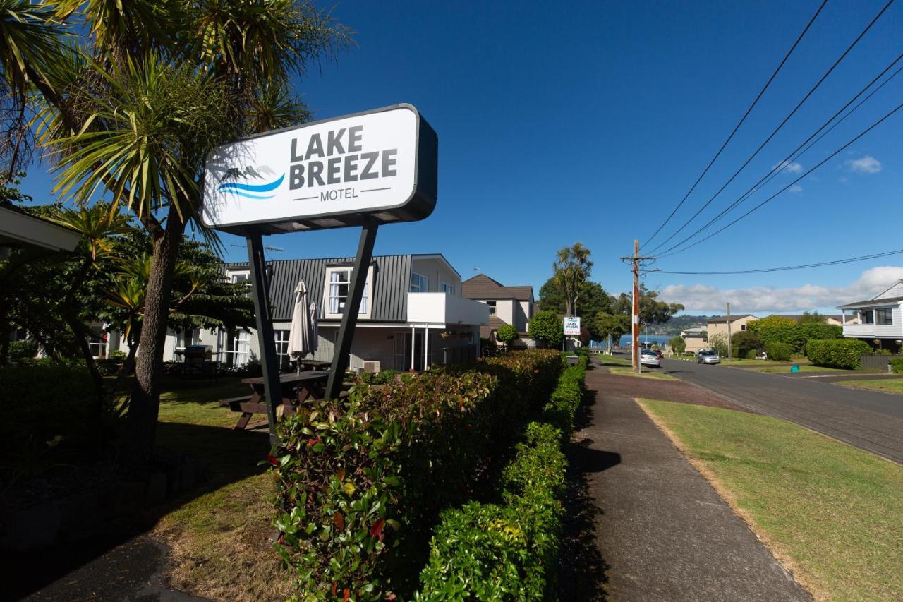 Lake Breeze Motel Taupo Exterior photo